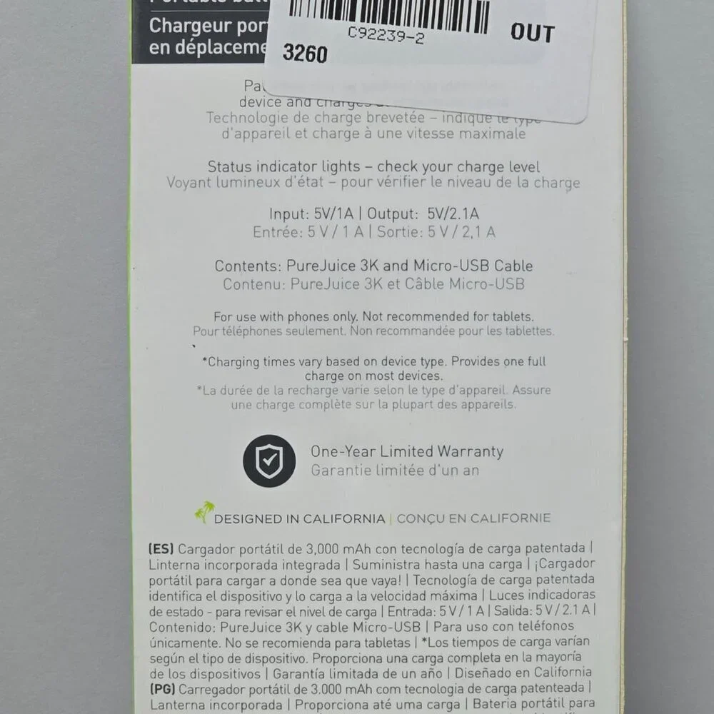 PureGear Pure Juice 3,000mah Rechargeable Battery Pack Black and Flashlight NIB